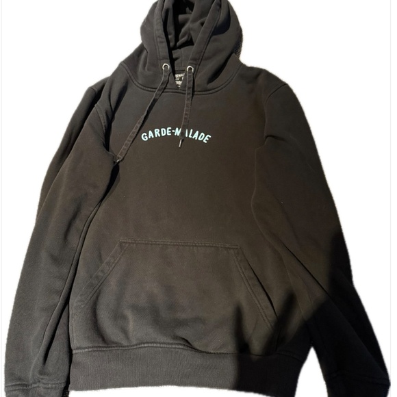 Garde Malade hoodie - Picture 2 of 2